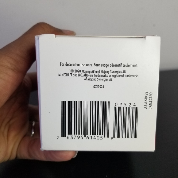 The Nether MINECRAFT NEW NM Box Hallmark 2020 Ornament Game Lavafalls PIXAL Game - Picture 6 of 14